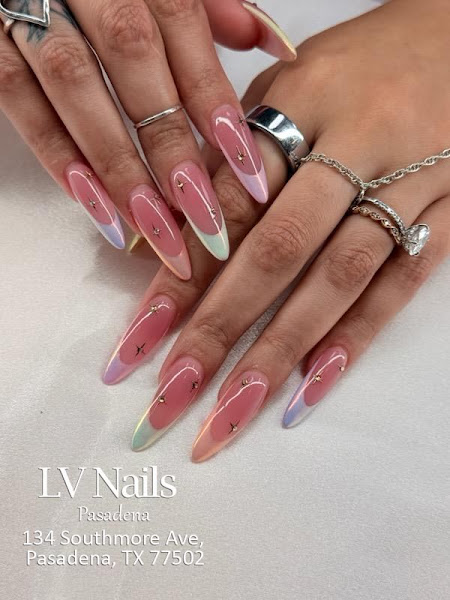 LV Nails 2
