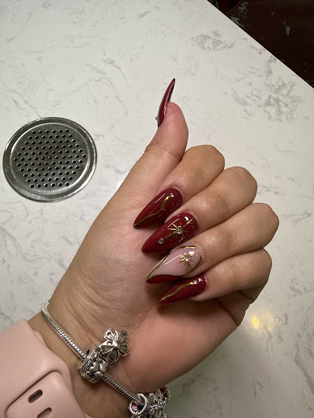 LV Nails 3