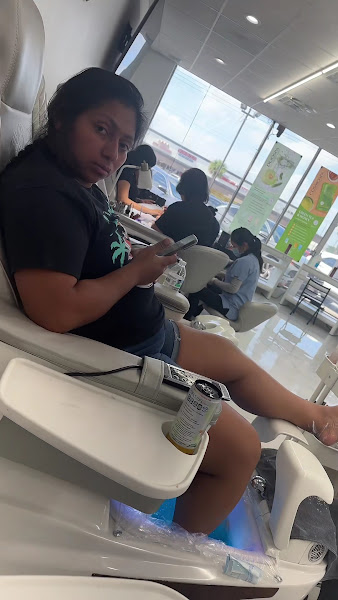 Southmore Nails & Spa 3