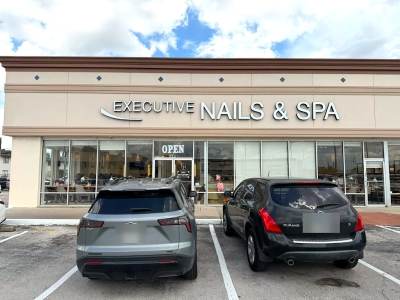 Executive Nails & Spa Greater Heights 3