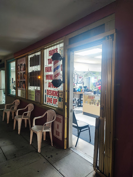 Dani City Height Salon 1
