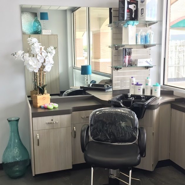 Sola Salons 3