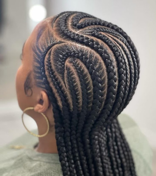 Helena Braiding & Barber Lounge 3