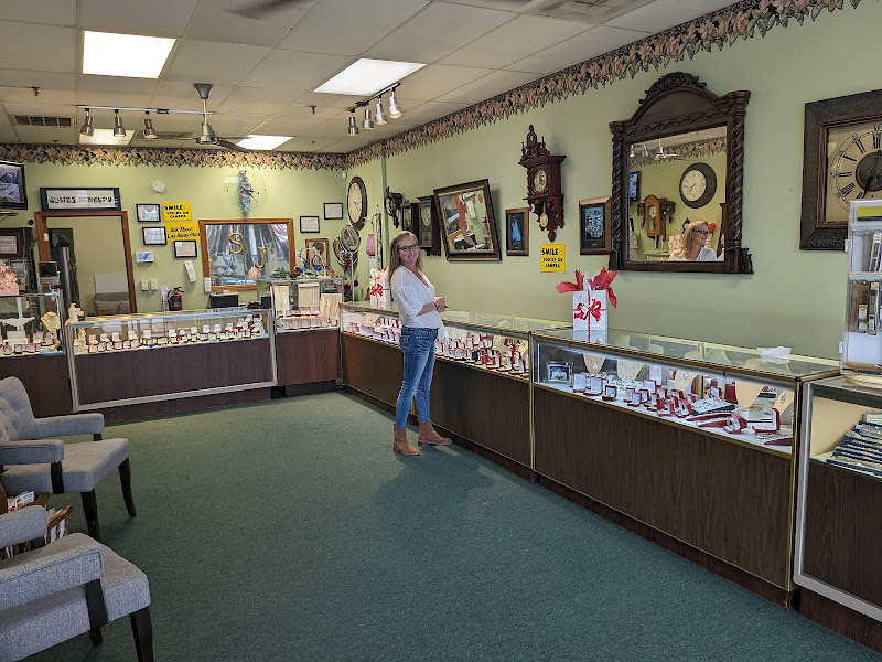 Susie's Jewelry and Watch Repair 4