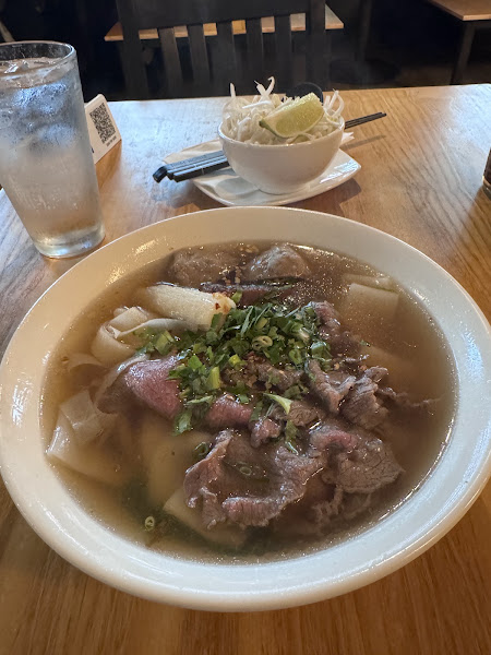 Phnom Penh Noodle House 5
