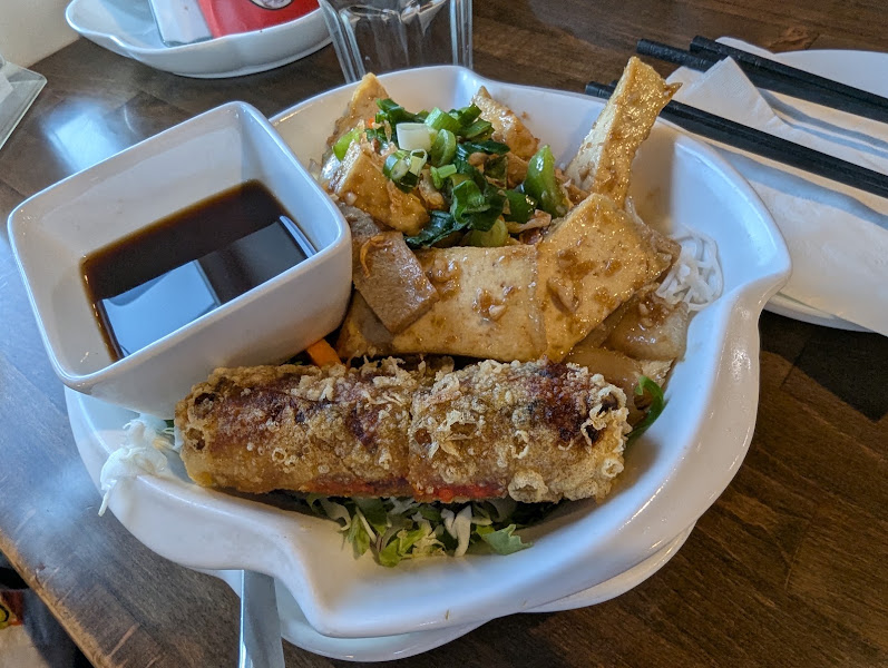 Lotus Pond Vietnamese Cuisine 4