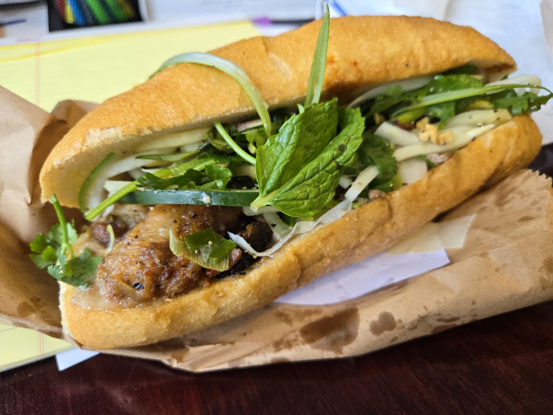 BÉ MI Vietnamese Sandwich Bar 5