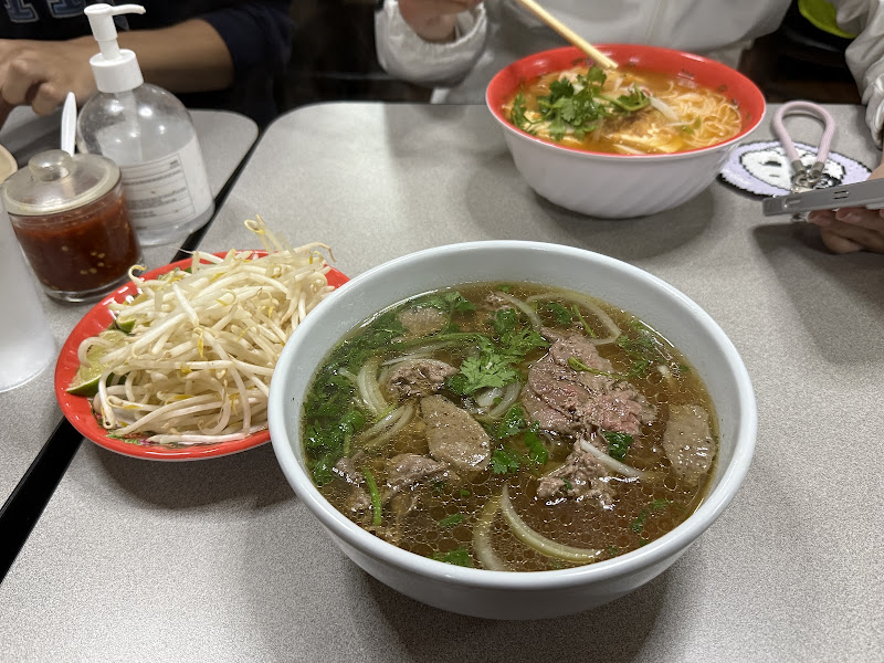 Saigon Deli 4