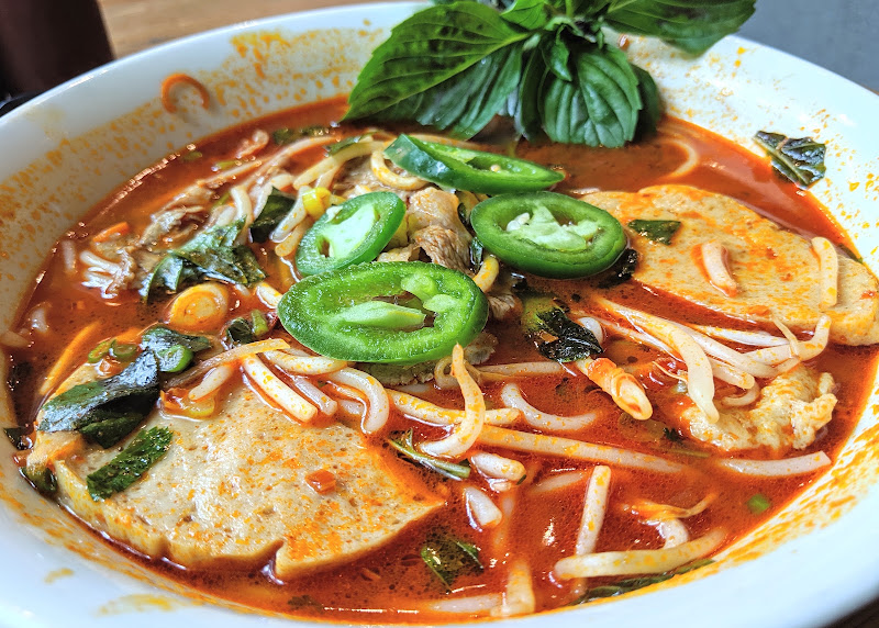 Banh Mi Burgers Pho 4