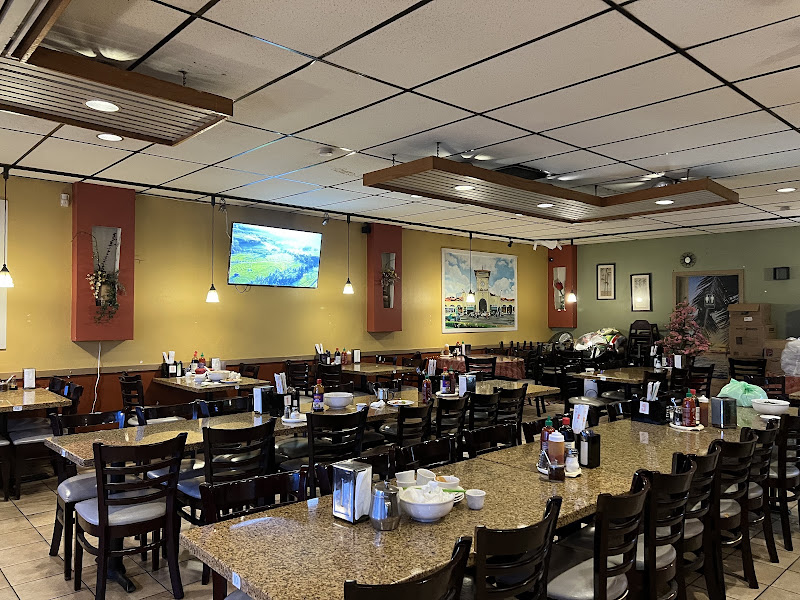 Thanh Vi Restaurant 2