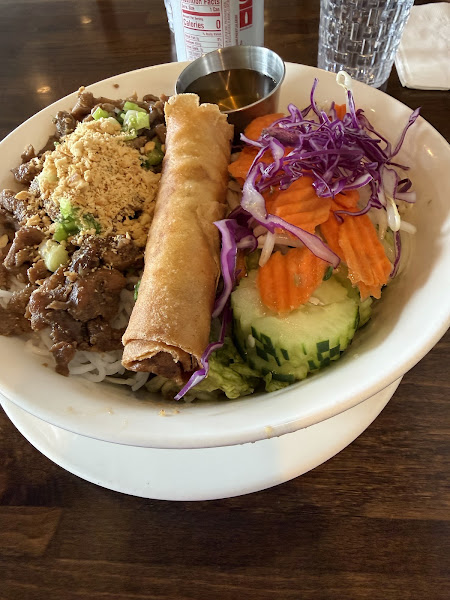 Happy Autumn Vietnamese Restaurant 4