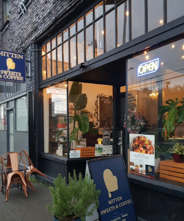 Mitten Sweets & Coffee