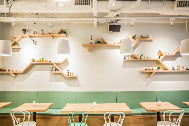 Pinoyshki Bakery, Cafe & Bar