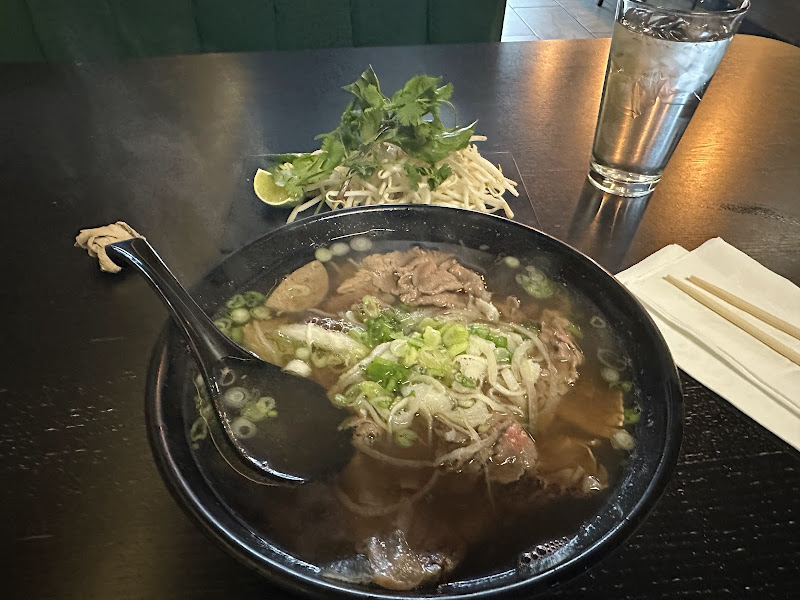 Pho Hiho 4