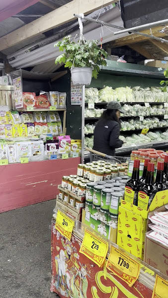 Lam's Seafood Asian Market 3