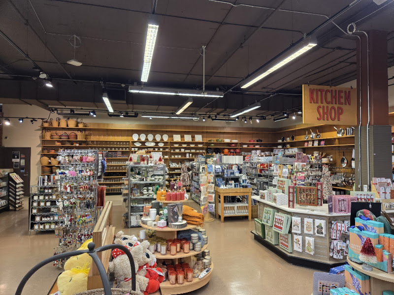 Metropolitan Market 5