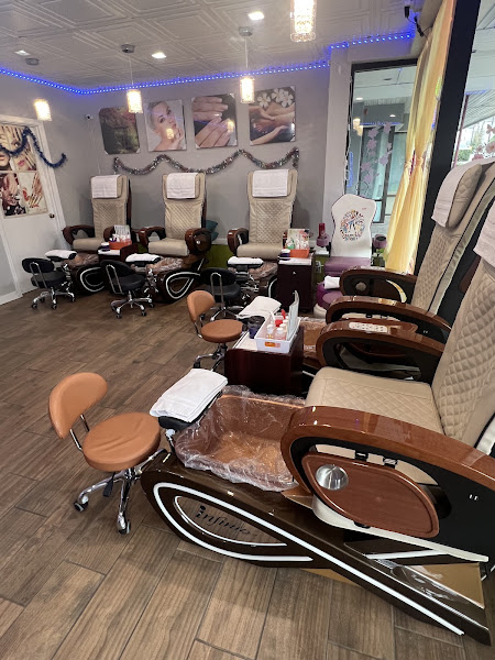 SD Nails & Spa 4