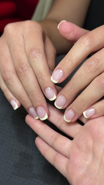 Atmosphere Nail Boutique 3