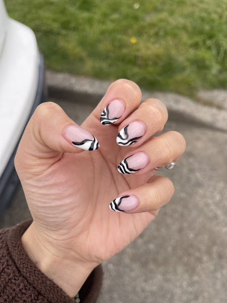 Jo And Her Nails 3