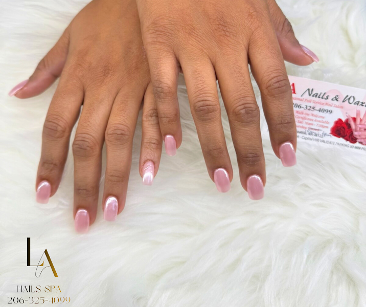 La Nails and Spa 5