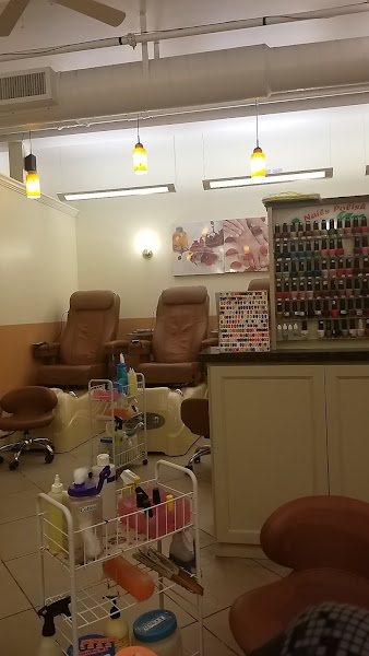 Diamond Nails 4