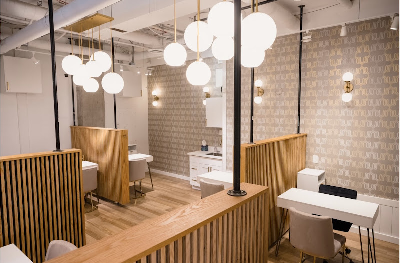 Refine Nails Studios 2