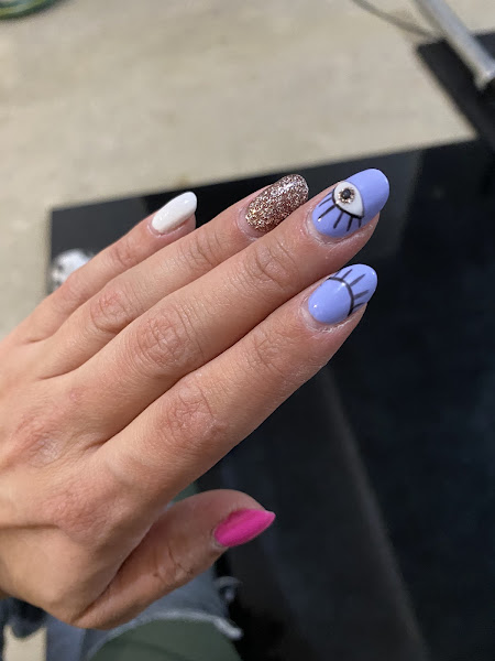 Refine Nails Studios 4