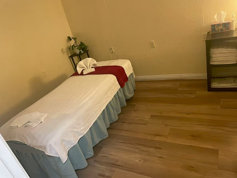 Seasons Massage Spa 2