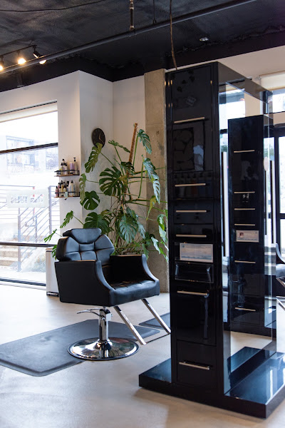 The 1994 Salon and Spa 4