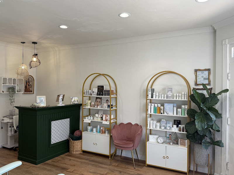River and Pearl Beauty Bar 4
