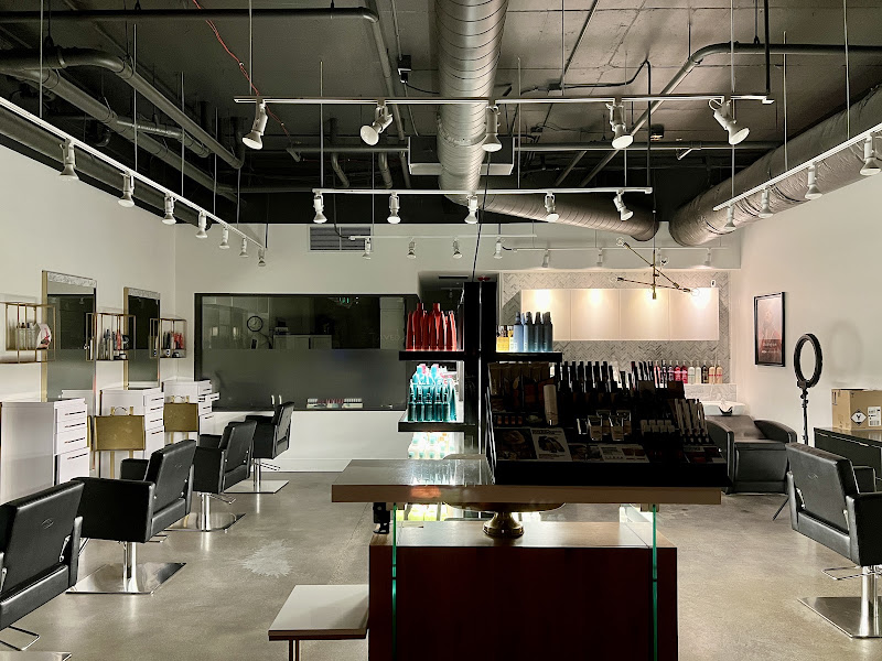 19th Avenue Salon - An AVEDA Salon & Store 4