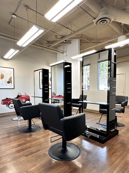 Season's Salon & Spa 4