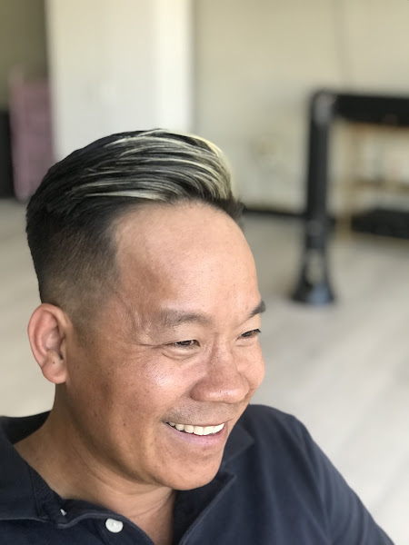 Divine Salon 5