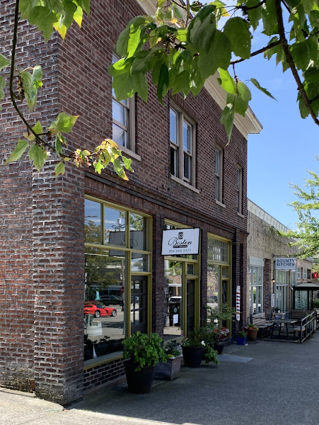 Poppy Hair Studio 4