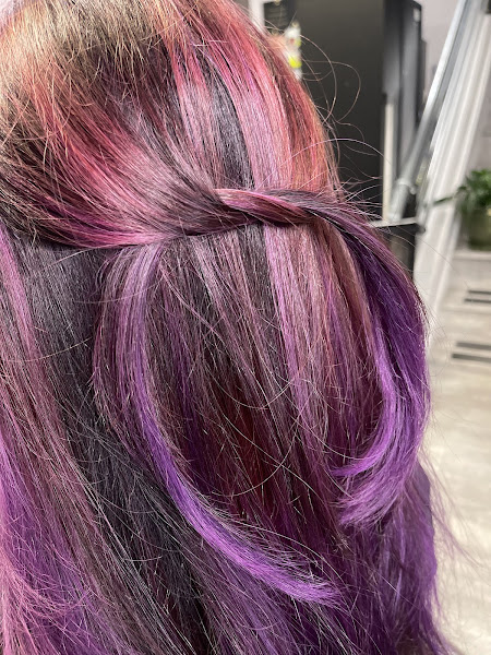 CoCo & Company Hair Salon 4