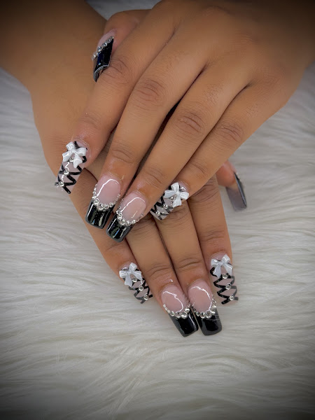 LN Nails and Spa 4
