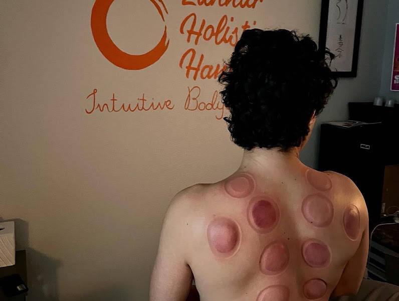 Zannar Holistic Hands: Deep Tissue, Sports Massage, Lymphatic Drainage 2