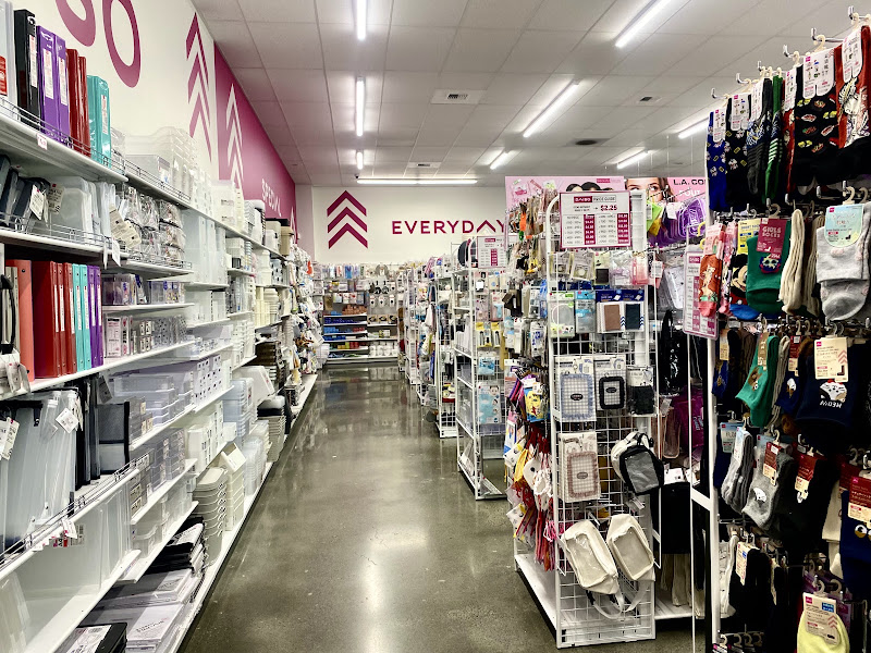 Daiso - Japanese Household Goods 3