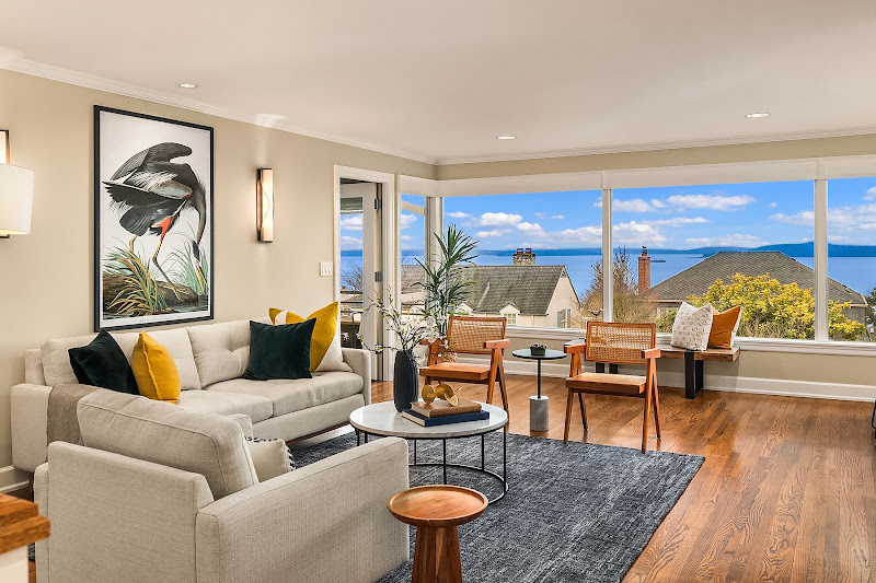 Emily Wang Real Estate Agent in Seattle, Washington | Windermere Midtown | BEST REALTOR 4