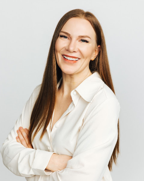Jennica Lynn, Realtor - REAL Brokerage 5