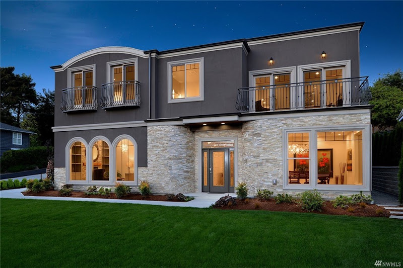 Realtor Janie Lee