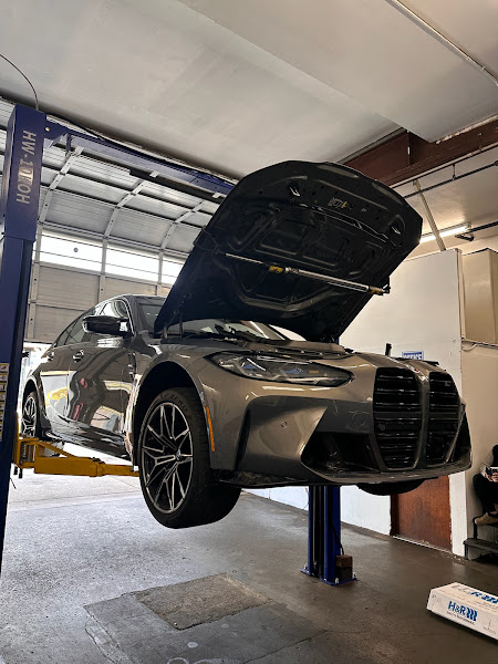 Bay's Auto Repair & Collision Services 3