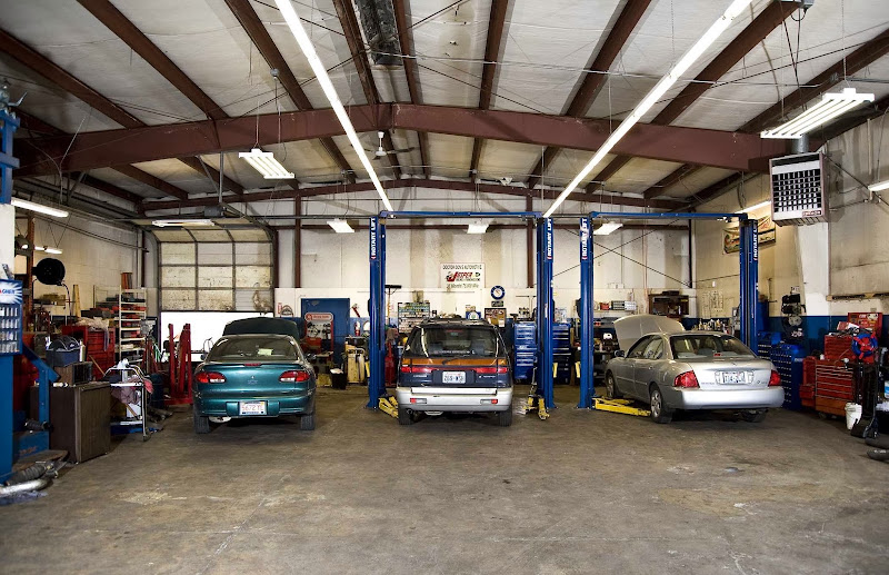 "Doctor" Don's Automotive 3