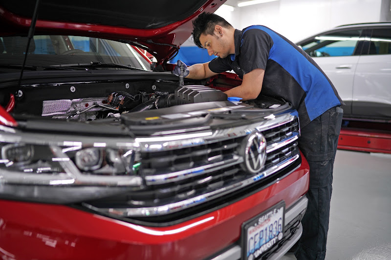 University Volkswagen Service Center 2