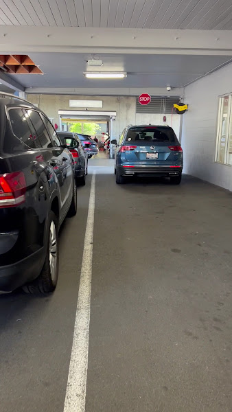 University Volkswagen Service Center 3