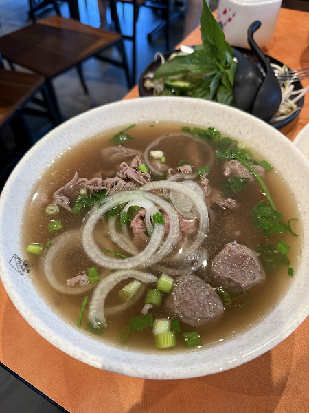 Pho Tai Vietnamese 4
