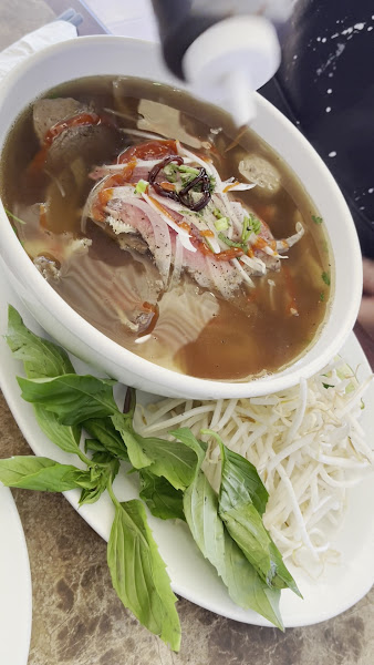 Lunar's Pho 3