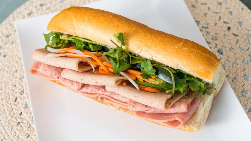 M&K Bakery & Deli 3