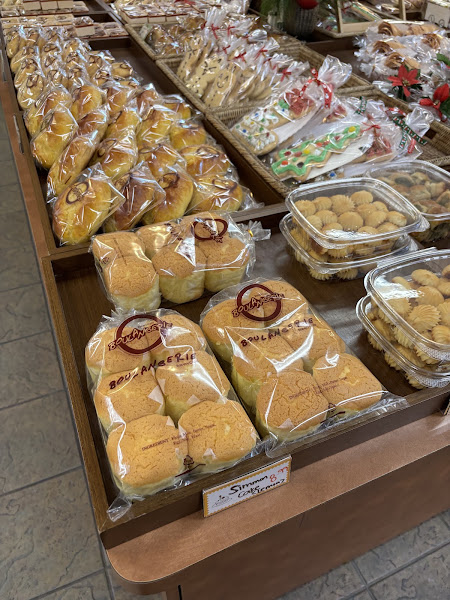 Boulangerie Bakery & Cafe 4