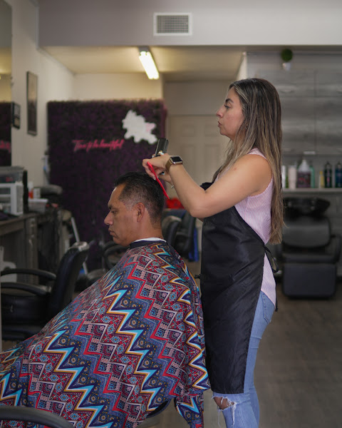 Hair Eleven Salon 4